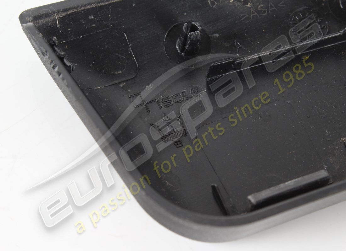 used maserati acess moulding. part number 670013465 (3)