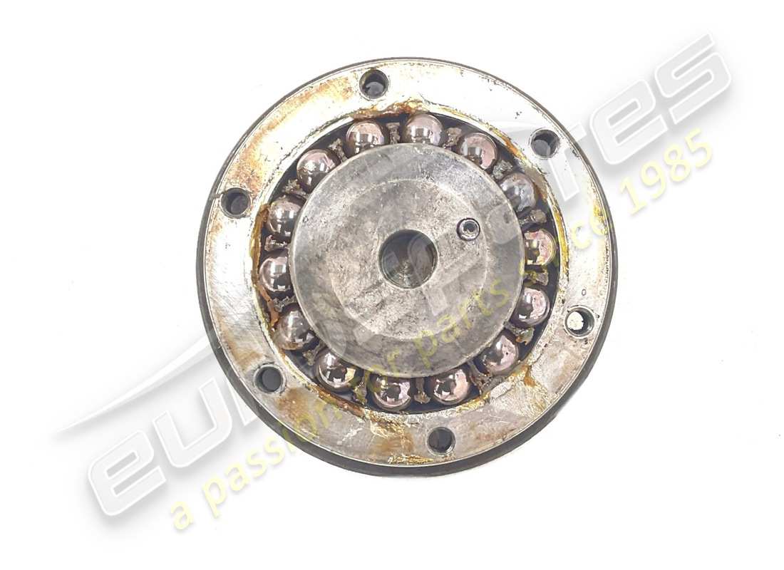 USED FERRARI FRONT WHEEL HUB. PART NUMBER 125672 (2) used ferrari front wheel hub. part number 125672 (2)