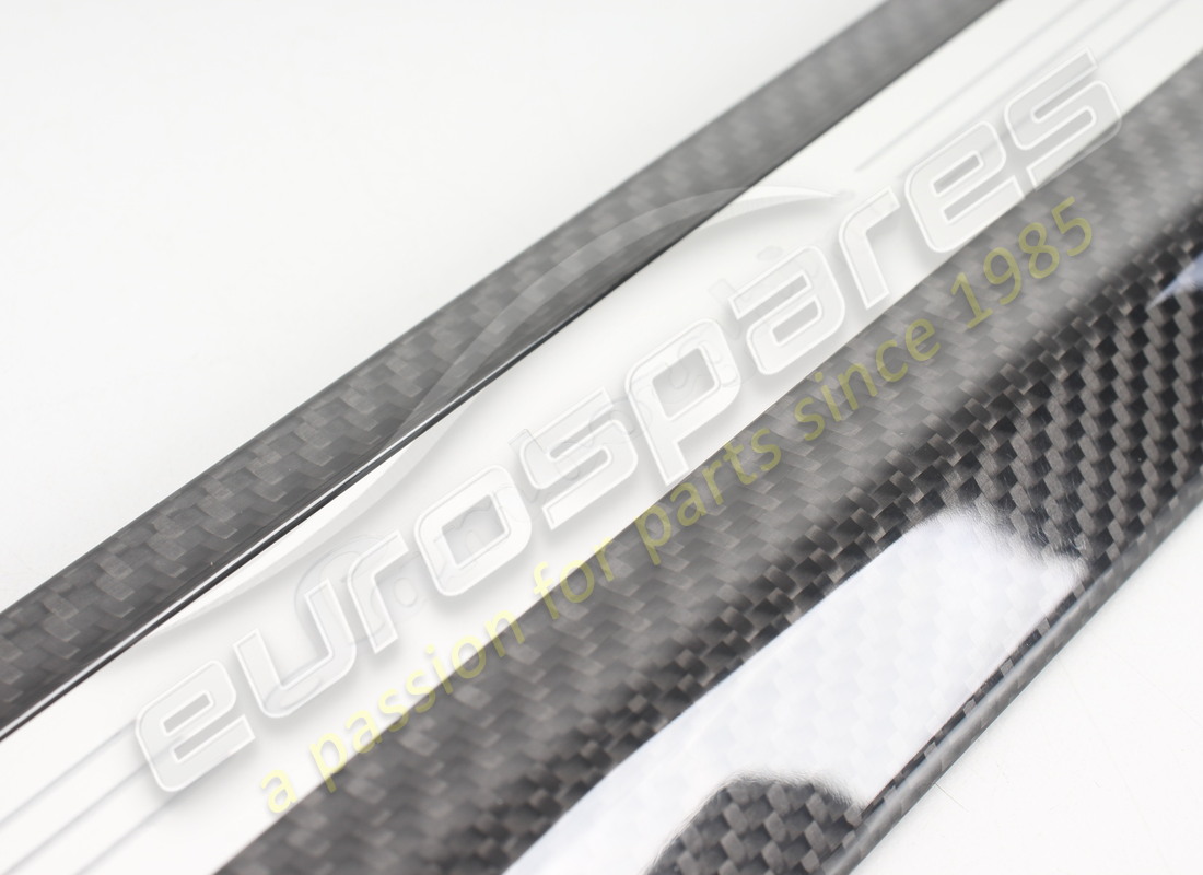 NEW LAMBORGHINI KIT KICKPLATE URUS CFK BACKLIT. PART NUMBER 4ML069641B (3) new lamborghini kit kickplate urus cfk backlit. part number 4ml069641b (3)