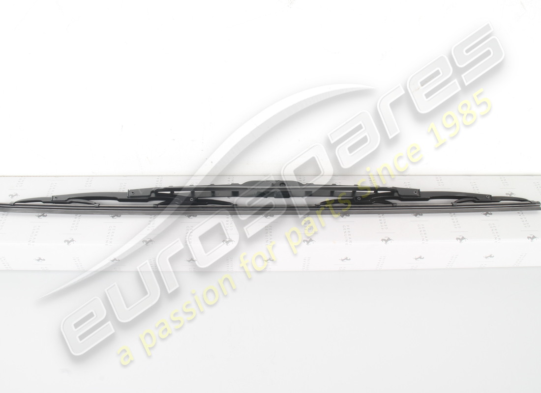 NEW FERRARI DRIVERS SIDE WIPER BLADE. PART NUMBER 886095 (1) new ferrari drivers side wiper blade. part number 886095 (1)