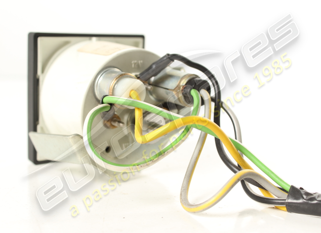 NEW FERRARI OIL PRESSURE GAUGE RHD PART NUMBER 119737 (2) new ferrari oil pressure gauge rhd part number 119737 (2)