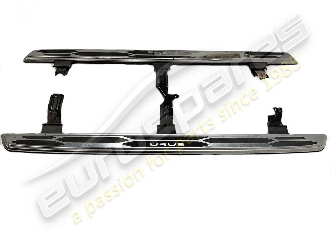 USED LAMBORGHINI SPORT SIDE STEP KIT - STEEL. PART NUMBER 4ML071066B (3) used lamborghini sport side step kit - steel. part number 4ml071066b (3)