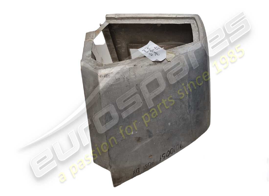 NEW LAMBORGHINI RIGHT REAR FENDER SECTION. PART NUMBER 007010051 (2) new lamborghini right rear fender section. part number 007010051 (2)