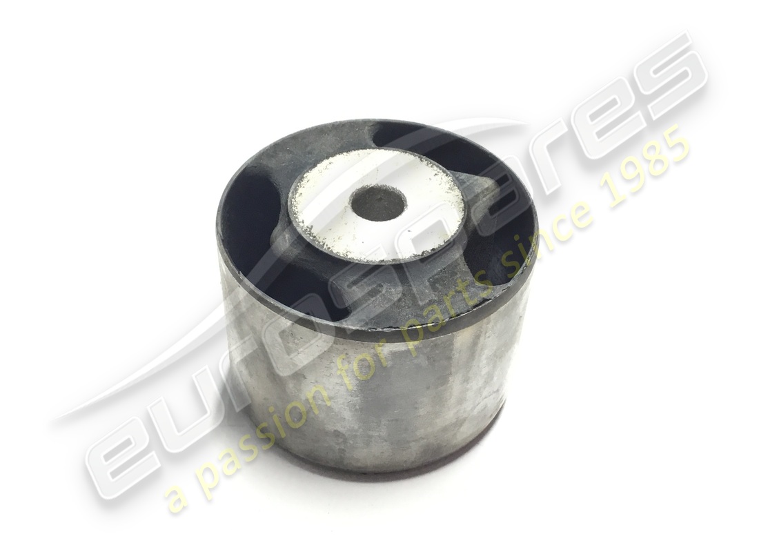 NEW MASERATI GEARBOX MOUNT. BUSHING 9139006490. PART NUMBER 314820100 (1) new maserati gearbox mount. bushing 9139006490. part number 314820100 (1)