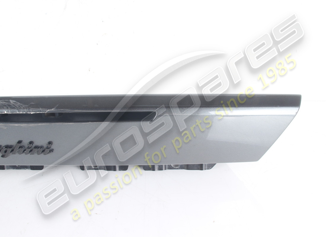USED LAMBORGHINI REAR PANEL UPPER PART. PART NUMBER 4T0864487B (3) used lamborghini rear panel upper part. part number 4t0864487b (3)
