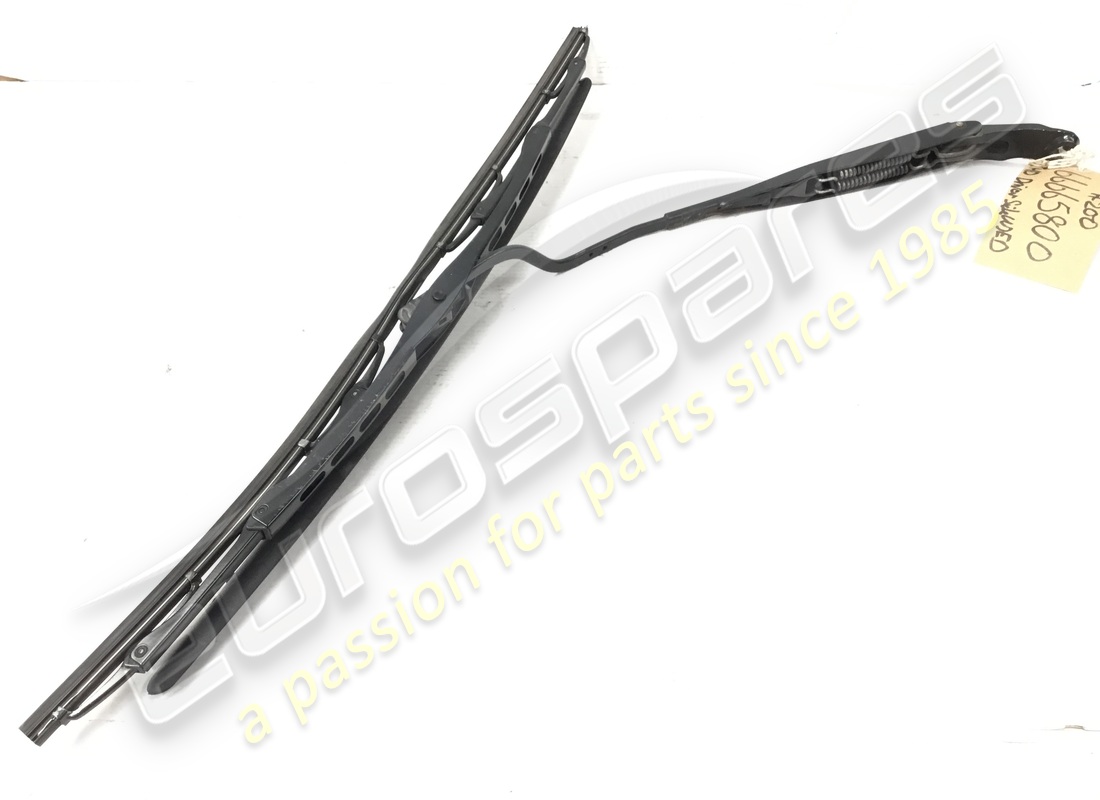 used maserati driver side windscr wiper a. part number 66665800 (2)