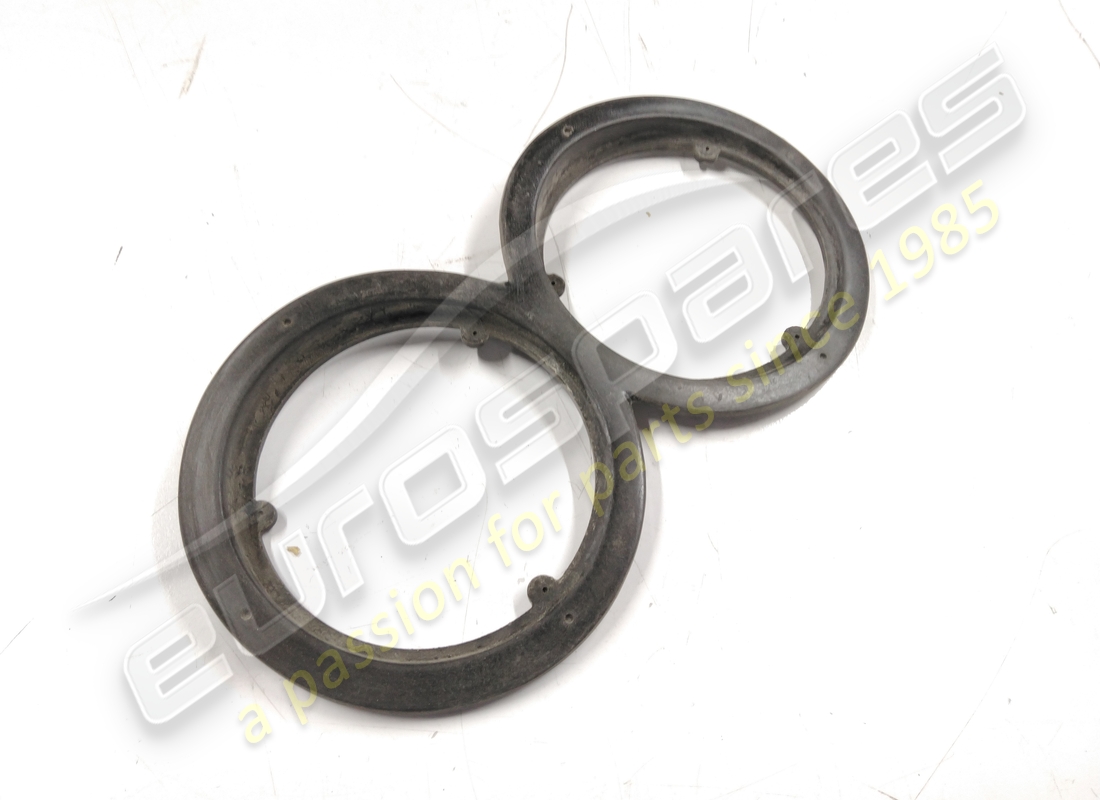 NEW FERRARI RH REAR LAMP SUPPORT RINGS. PART NUMBER 62398600 (1) new ferrari rh rear lamp support rings. part number 62398600 (1)