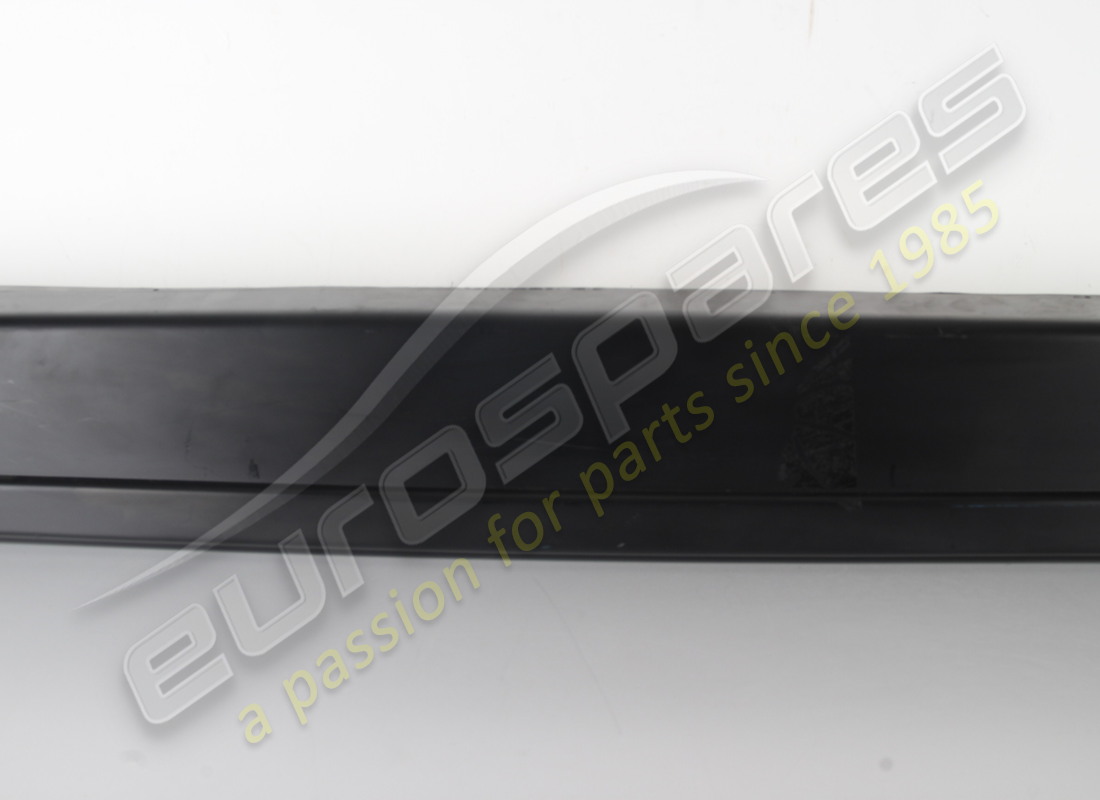 NEW (OTHER) FERRARI REAR BUMPER. PART NUMBER 60573600 (4) new (other) ferrari rear bumper. part number 60573600 (4)