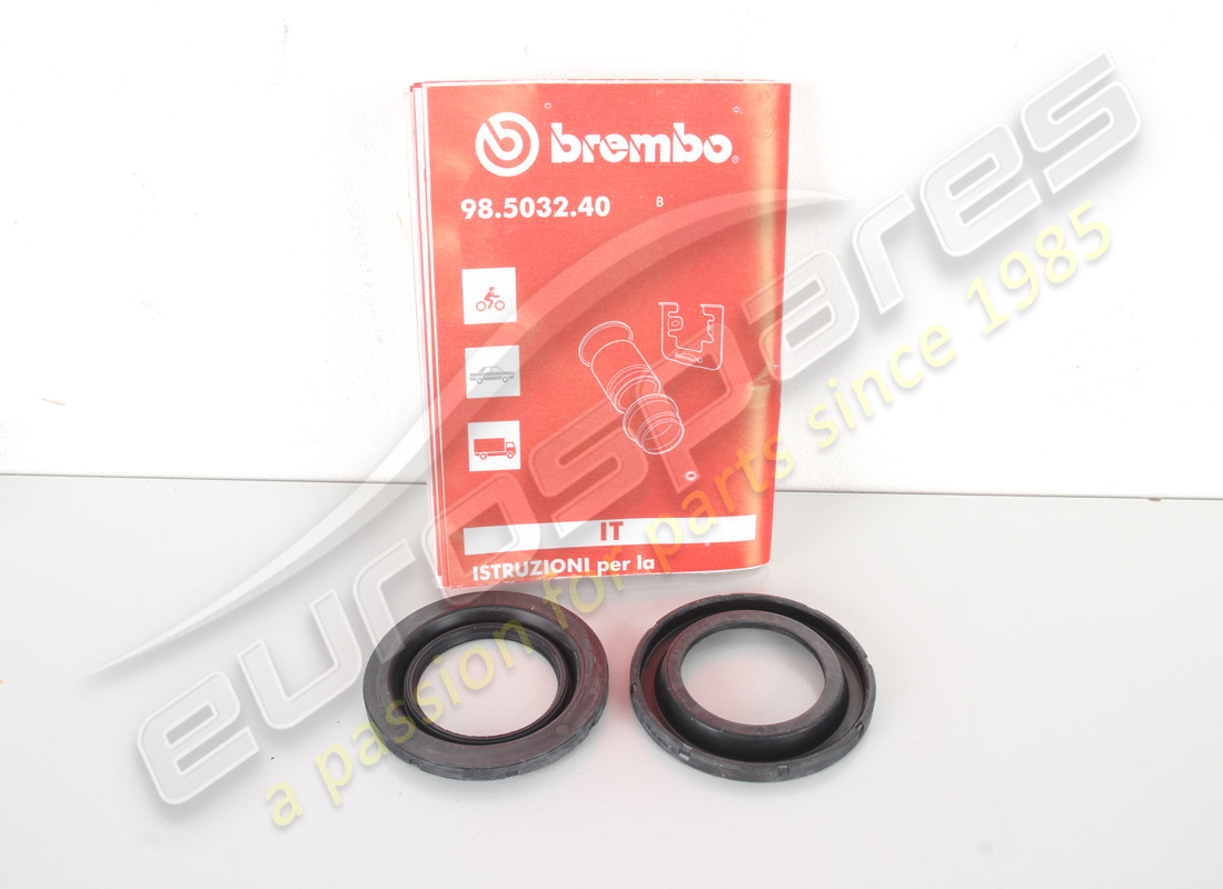 NEW FERRARI CAP FOR CYLINDER D.42. PART NUMBER 182122 (1) new ferrari cap for cylinder d.42. part number 182122 (1)