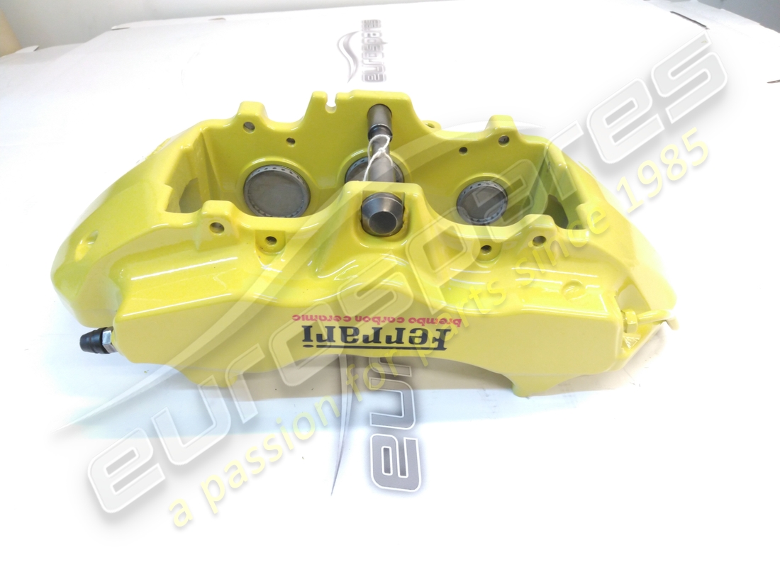 NEW (OTHER) FERRARI FRONT LH CALIPER WITH PADS. PART NUMBER 262193 (1) new (other) ferrari front lh caliper with pads. part number 262193 (1)