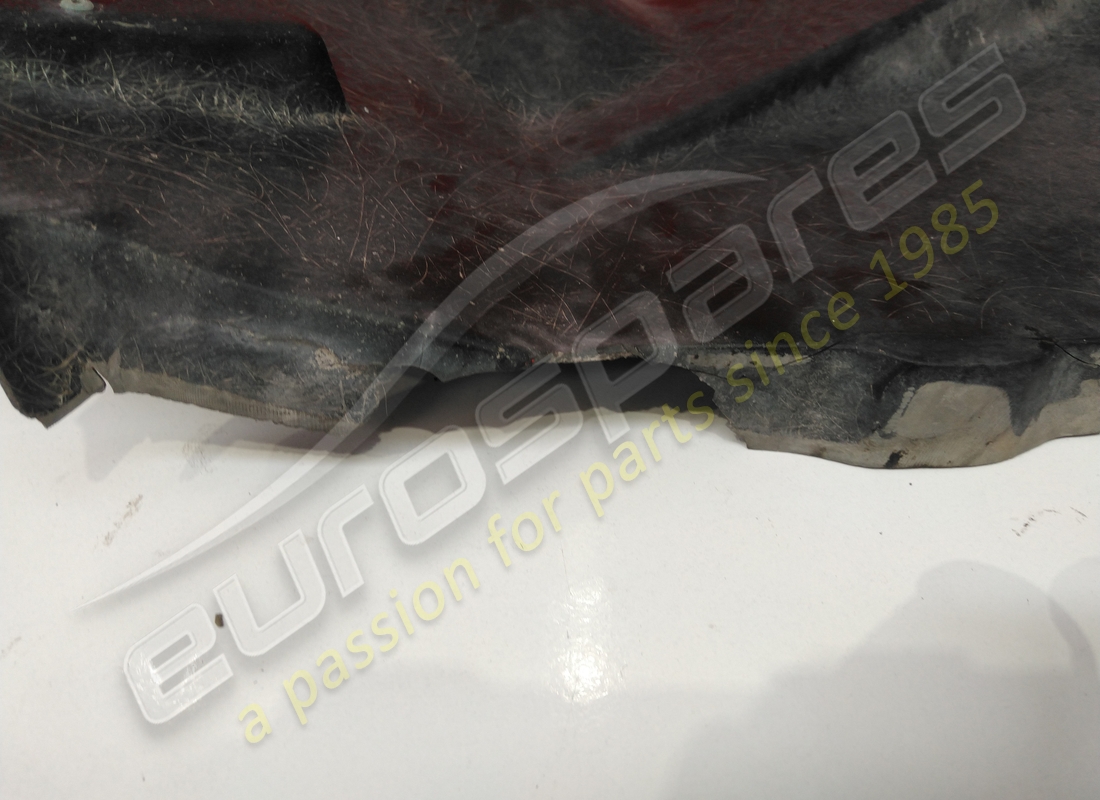 damaged ferrari rh wheelhouse. part number 64272400 (2)