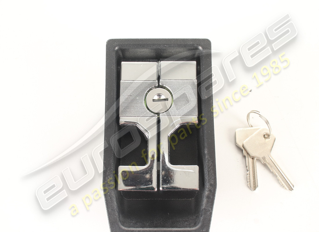 NEW EUROSPARES BOOT LEVER. PART NUMBER 40044505 (2) new eurospares boot lever. part number 40044505 (2)