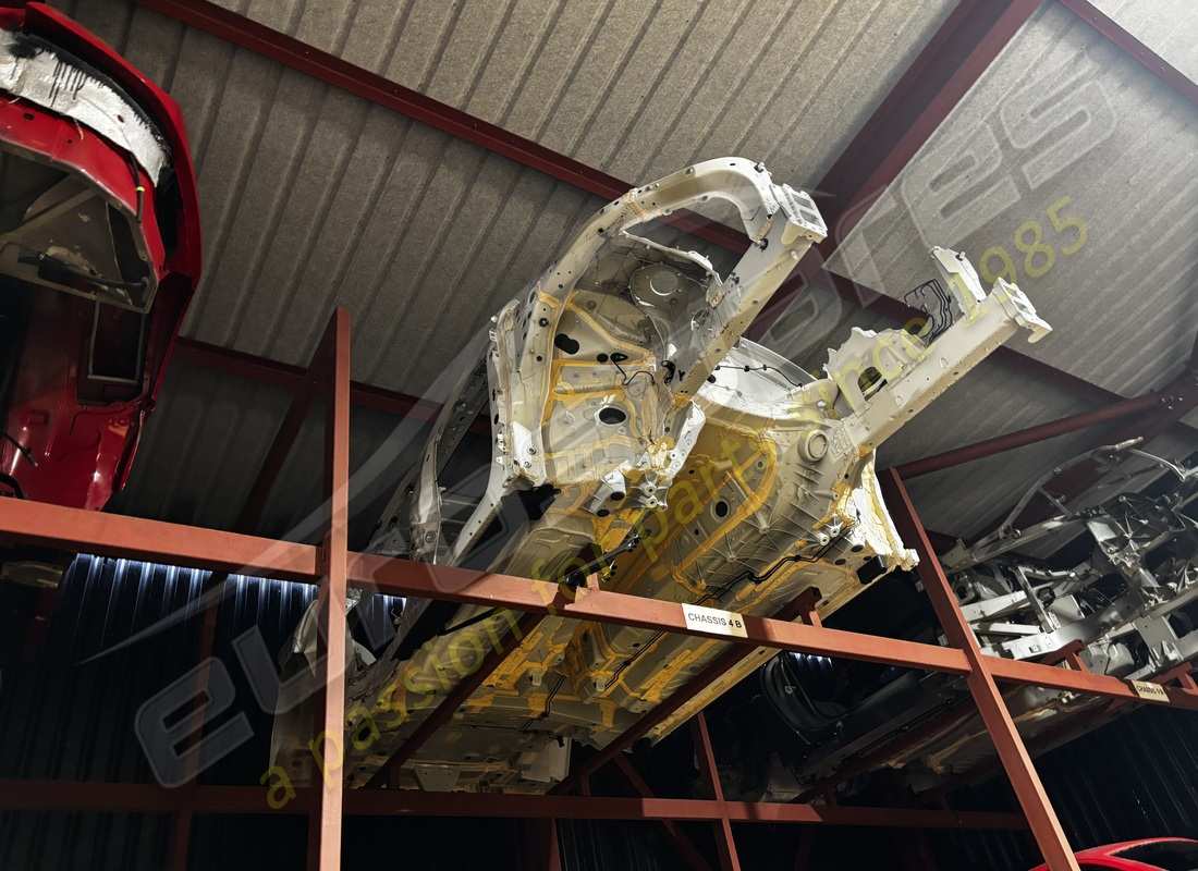 USED LAMBORGHINI COMPLETE BODYSHELL. PART NUMBER 4M0802123BODY (8) used lamborghini complete bodyshell. part number 4m0802123body (8)