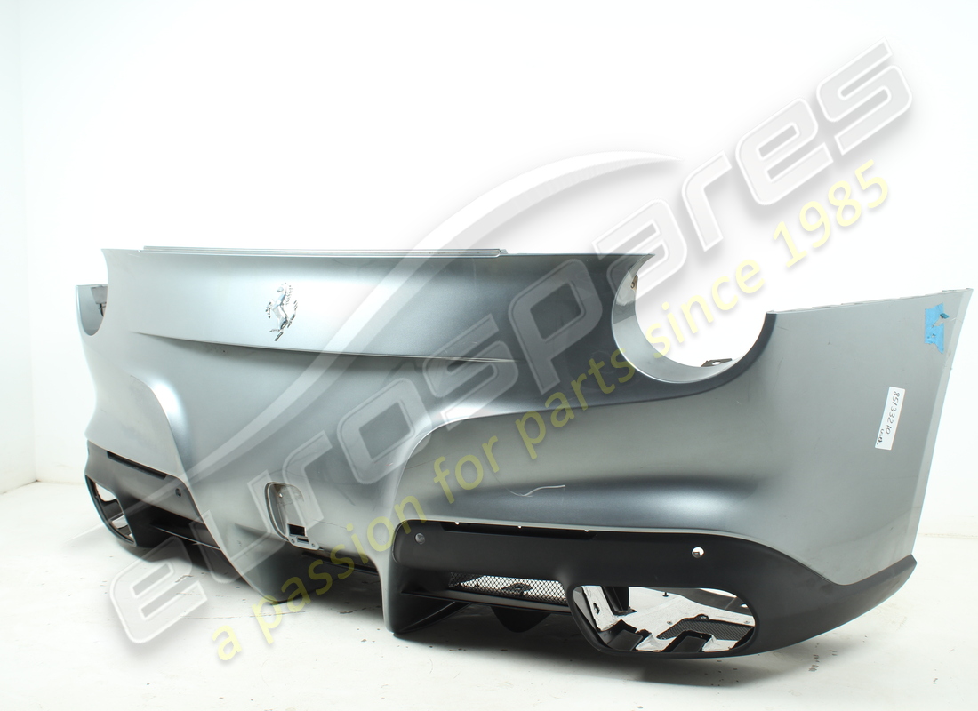 used ferrari rear bumper. part number 85133210 (3)