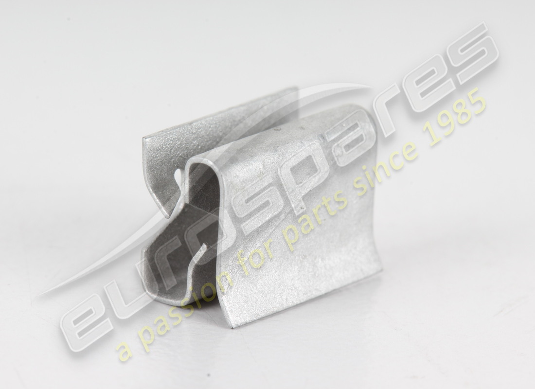 NEW FERRARI CLIP.. PART NUMBER 66687700 (1) new ferrari clip.. part number 66687700 (1)