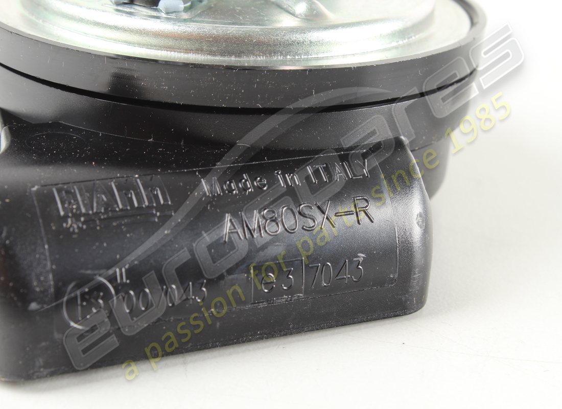 new ferrari complete rh horn. part number 199231 (5)