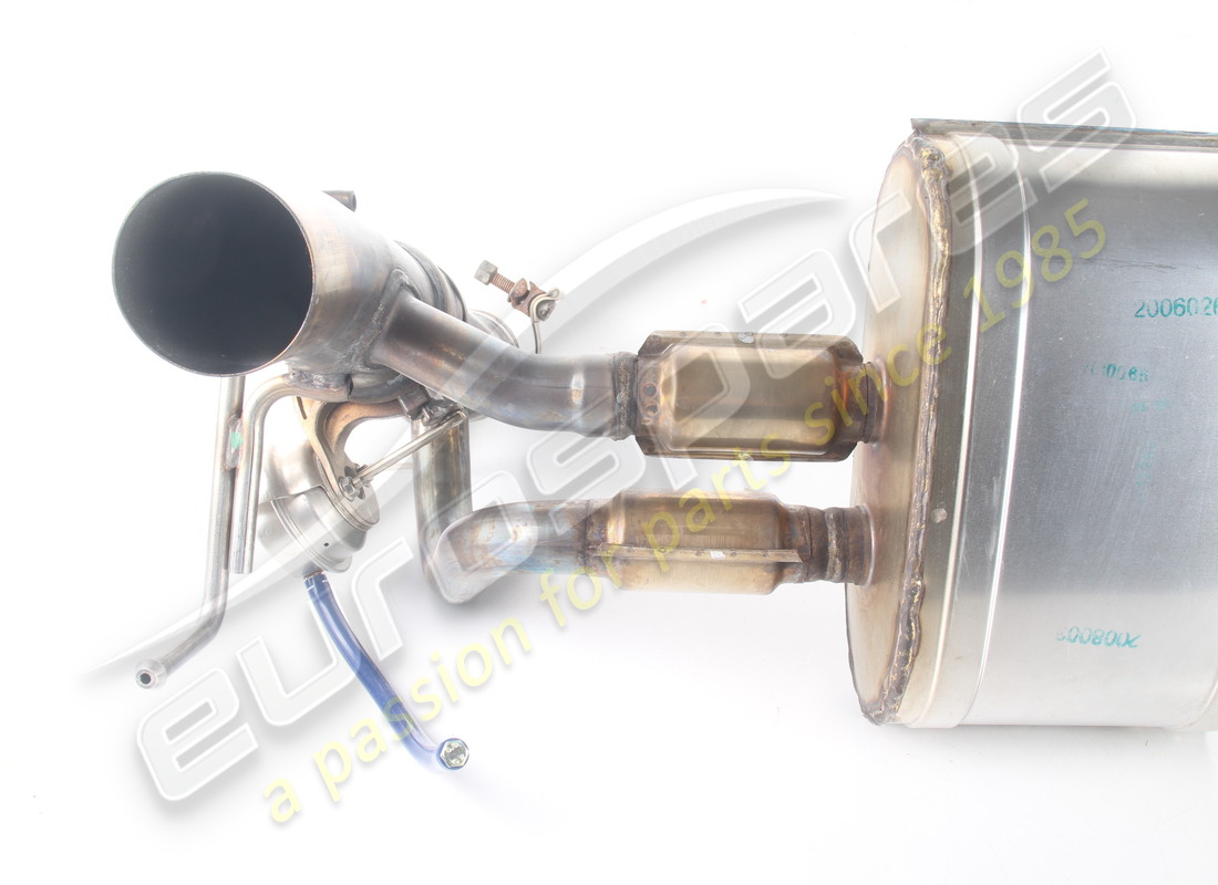 USED FERRARI CENTRAL SILENCER. PART NUMBER 844311 (2) used ferrari central silencer. part number 844311 (2)