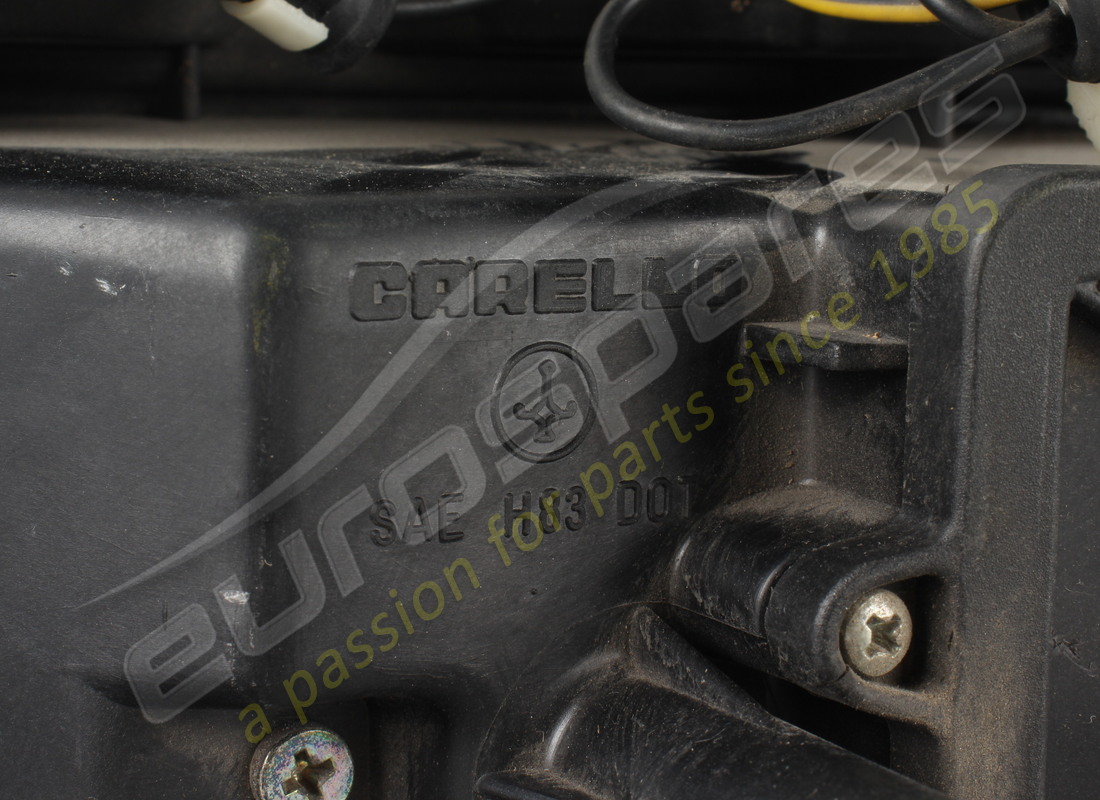 NEW FERRARI RH FRONT INDICATOR LIGHT LHD PART NUMBER 61725800 (5) new ferrari rh front indicator light lhd part number 61725800 (5)