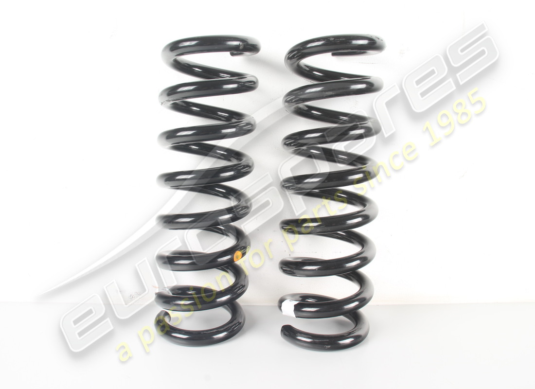 NEW MASERATI REAR SPRING KIT. PART NUMBER 673004656 (1) new maserati rear spring kit. part number 673004656 (1)