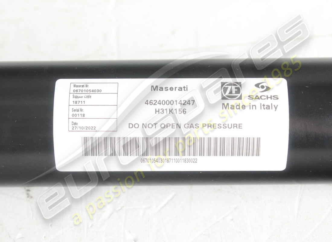 NEW MASERATI REAR SHOCK ABSORBER. PART NUMBER 670105403 (4) new maserati rear shock absorber. part number 670105403 (4)
