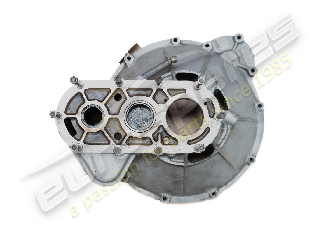 USED FERRARI CLUTCH HOUSING. PART NUMBER 126082 (1) used ferrari clutch housing. part number 126082 (1)
