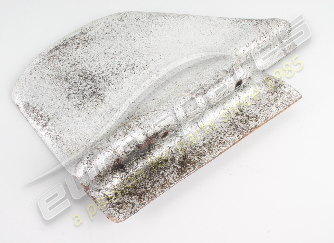 new maserati bulkhead. part number 384010370 (1)