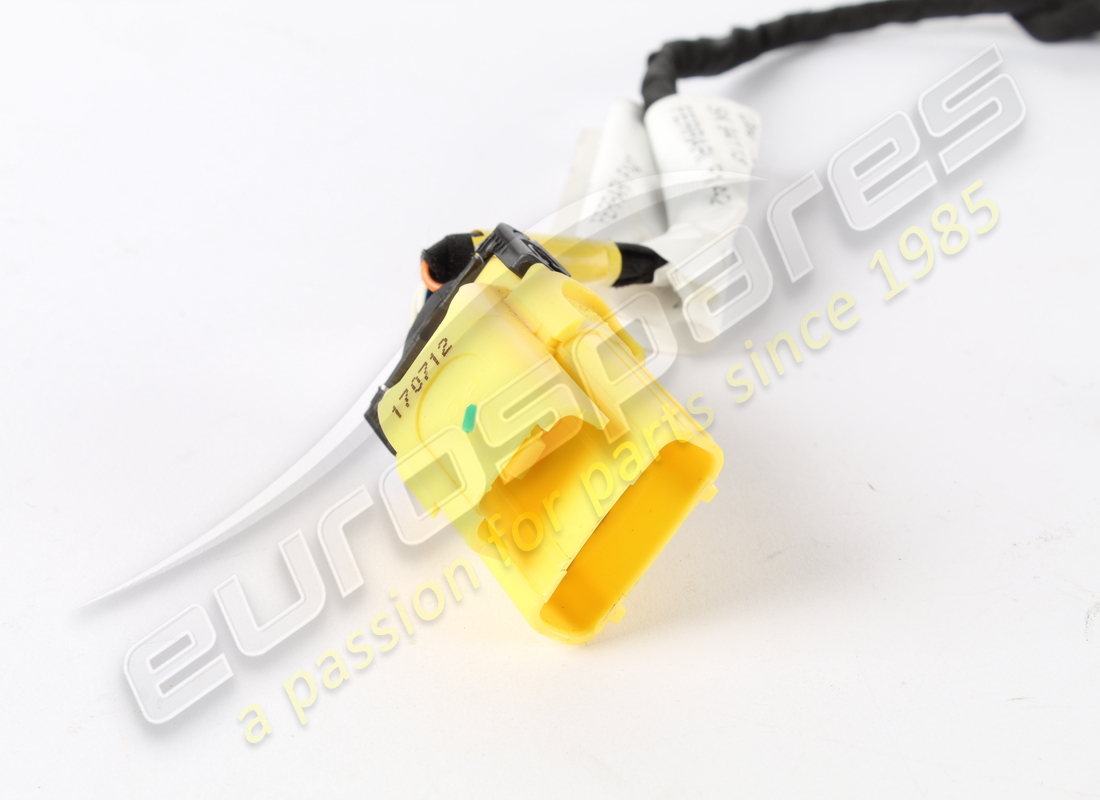 USED FERRARI PASSENGER AIRBAG CABLES. PART NUMBER 262875 (2) used ferrari passenger airbag cables. part number 262875 (2)