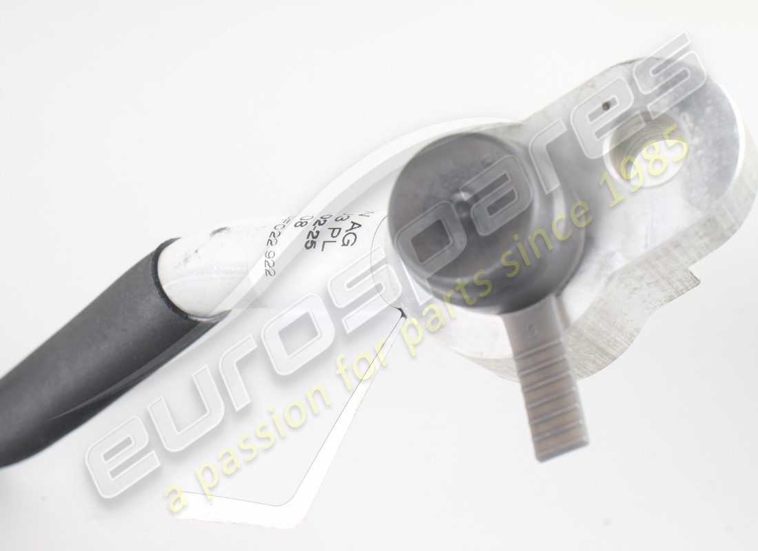 NEW LAMBORGHINI REFRIGERANT LINE HEISSGAS. PART NUMBER 4M0816721DB (4) new lamborghini refrigerant line heissgas. part number 4m0816721db (4)