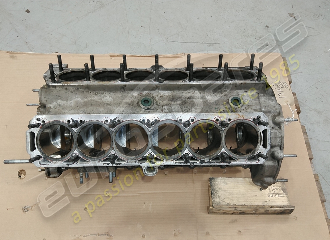 USED FERRARI 550M CRANKCASE. PART NUMBER 171622 (2) used ferrari 550m crankcase. part number 171622 (2)