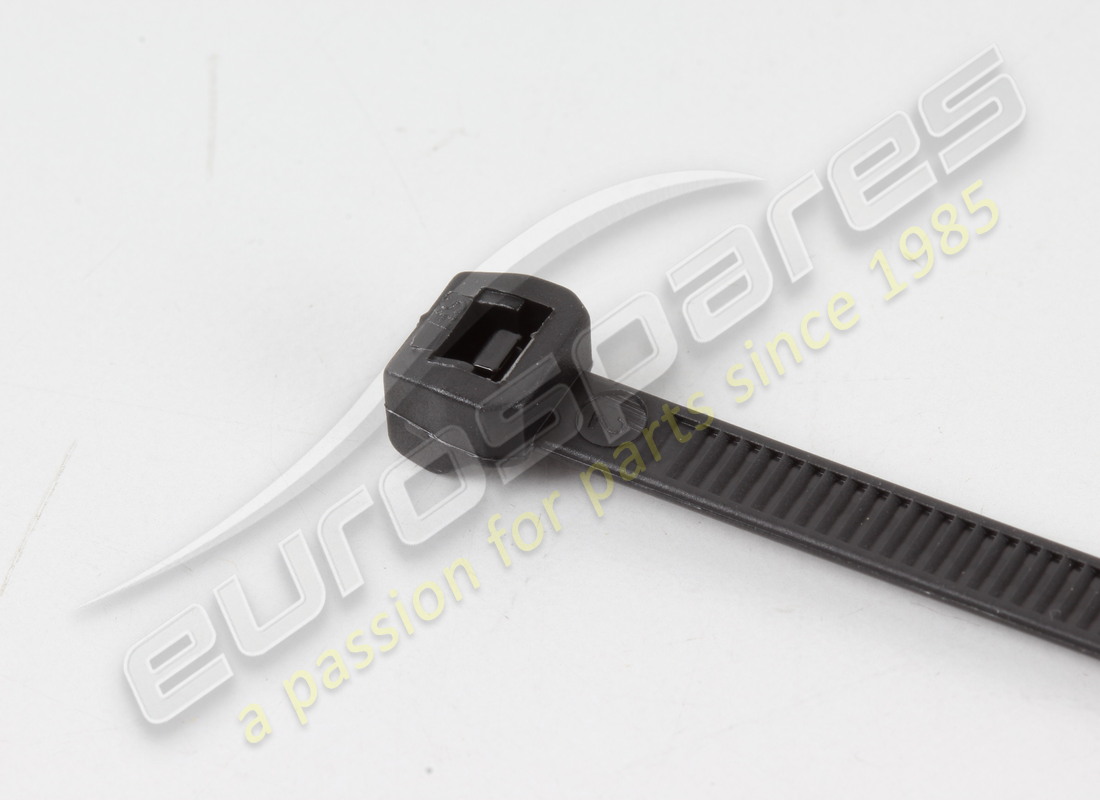 NEW LAMBORGHINI CLIP. PART NUMBER N90937701 (2) new lamborghini clip. part number n90937701 (2)