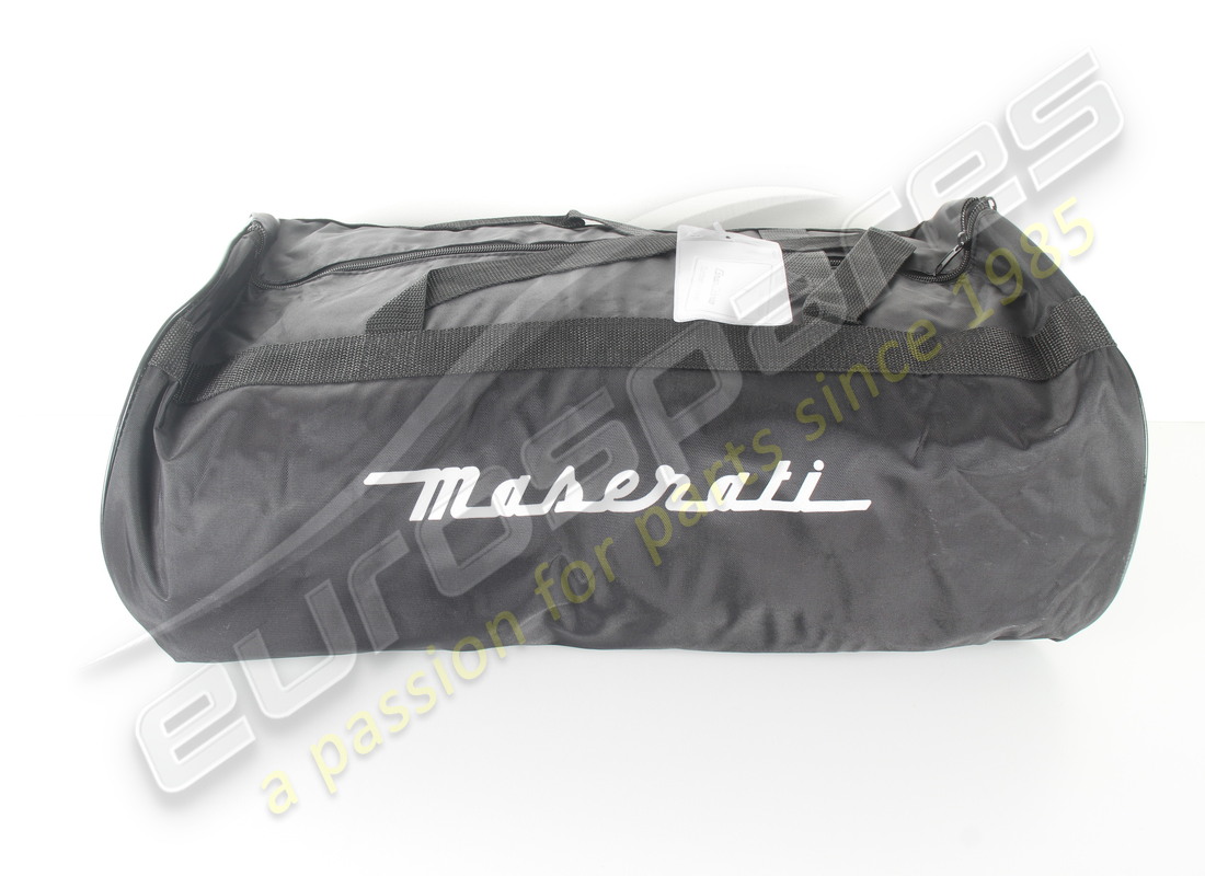 new maserati outdoor car cover. part number 940000041 (1)
