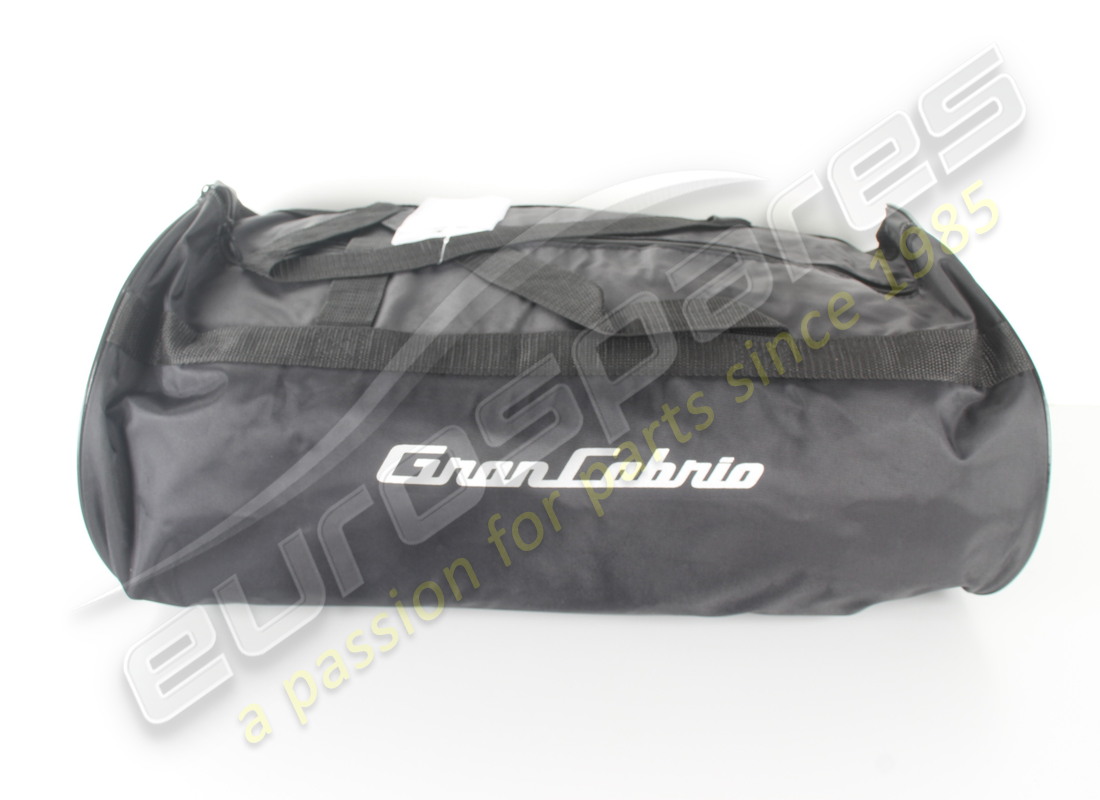 new maserati outdoor car cover. part number 940000041 (2)