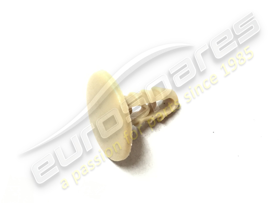 NEW MASERATI BUTTON -BEIGE-. PART NUMBER 69385100 (1) new maserati button -beige-. part number 69385100 (1)