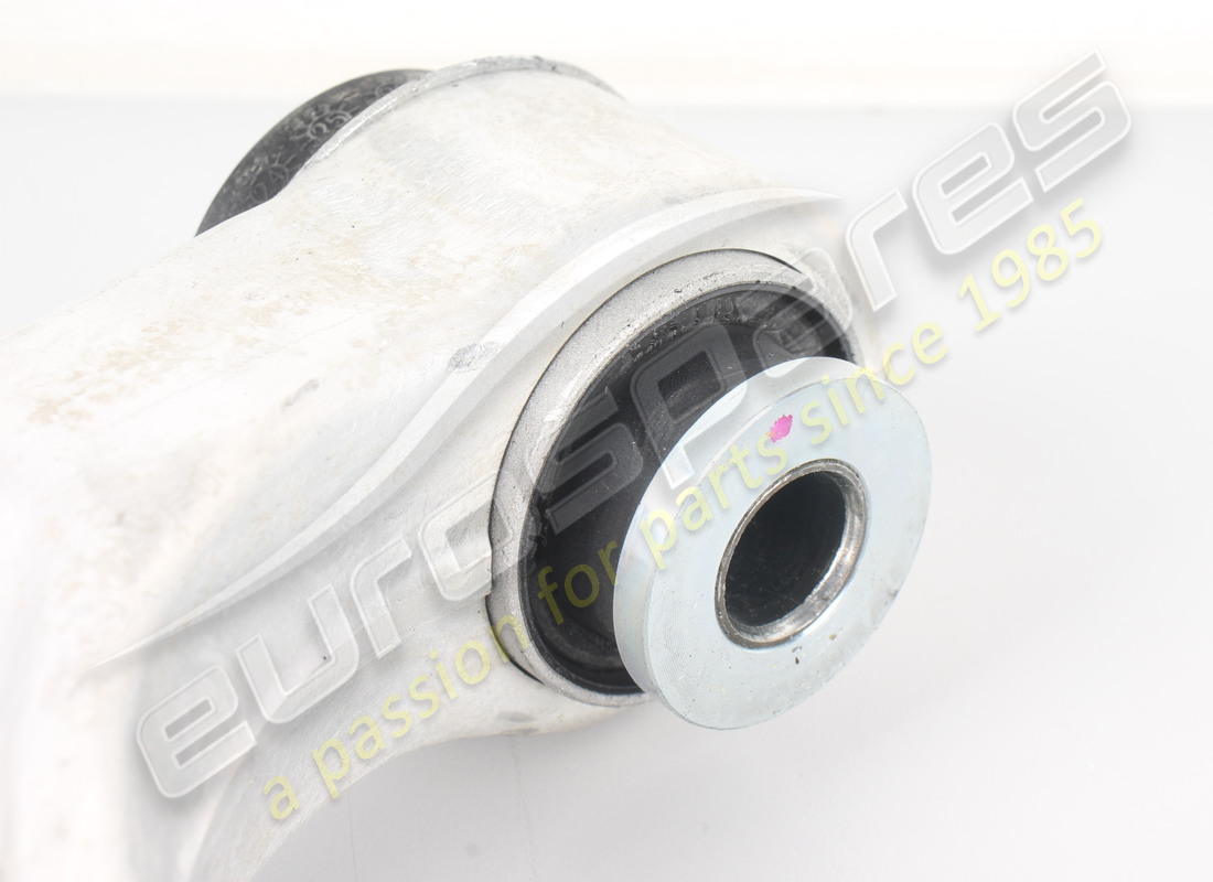 new maserati lh front lower suspension arm. part number 670213730 (2)