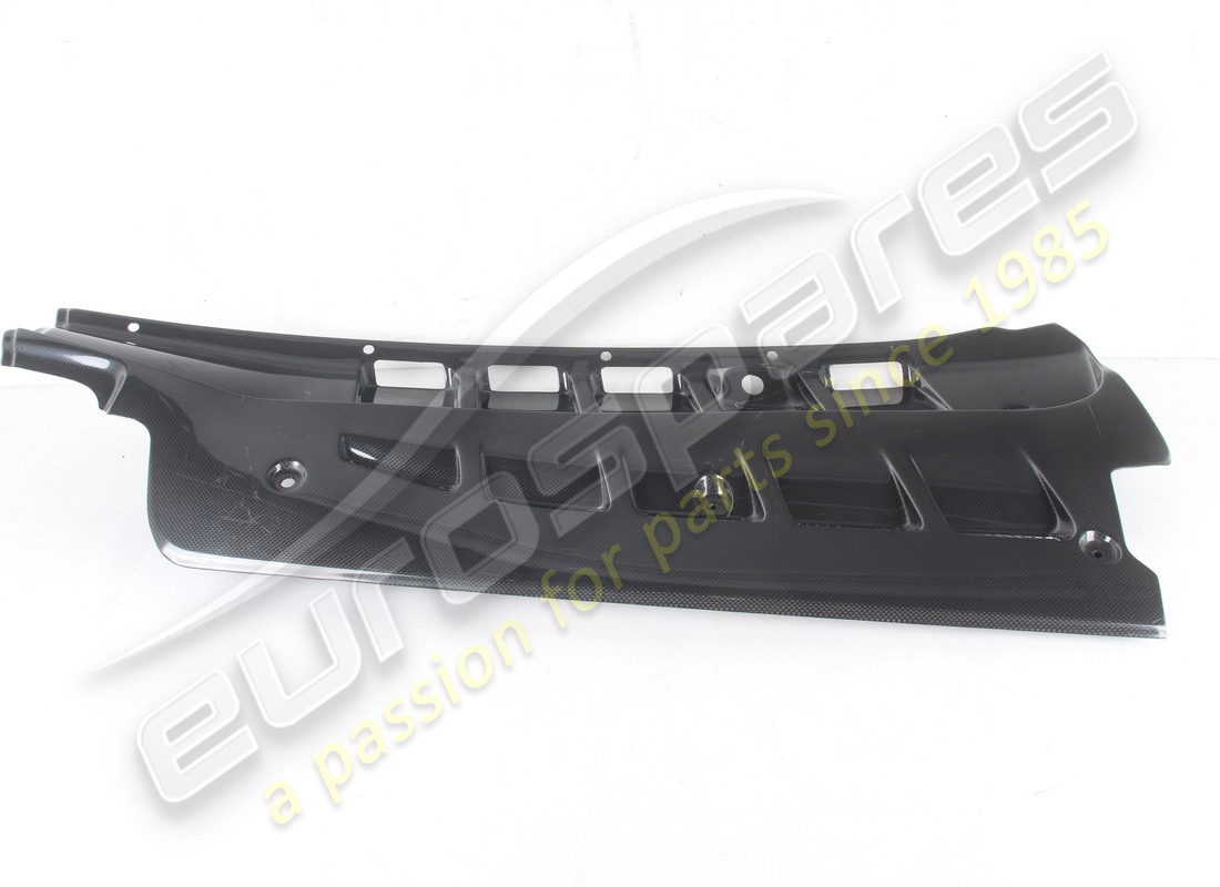 used ferrari lh front panel -carbon pan. part number 68600900 (4)