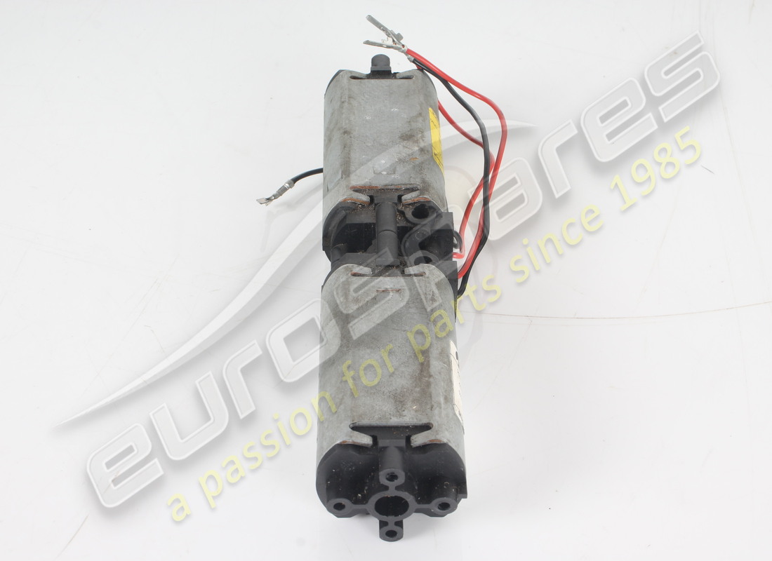 USED FERRARI GUIDE MOTOR. PART NUMBER 65877100 (3) used ferrari guide motor. part number 65877100 (3)