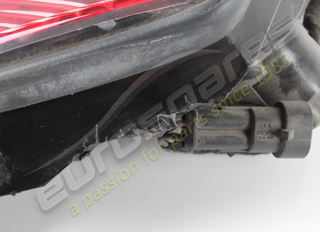 used lamborghini rear light. part number 410945096a (6)