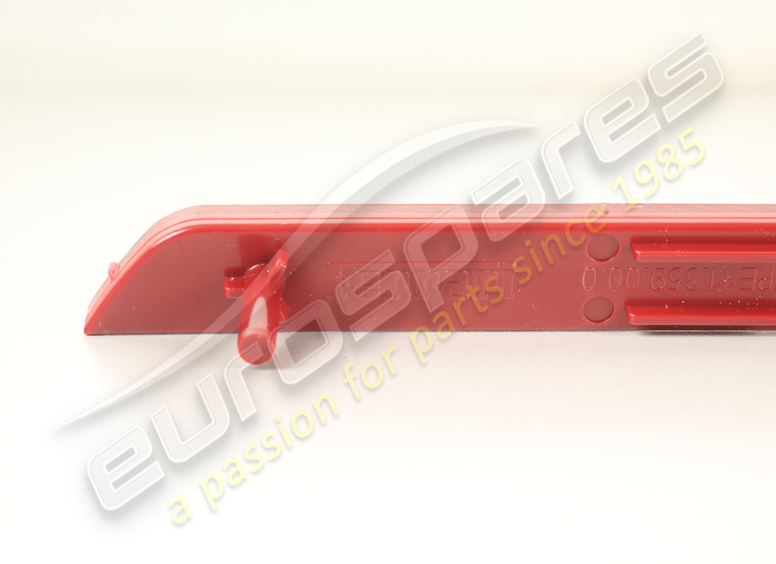 NEW FERRARI LH REFLECTOR. PART NUMBER 84806900 (3) new ferrari lh reflector. part number 84806900 (3)