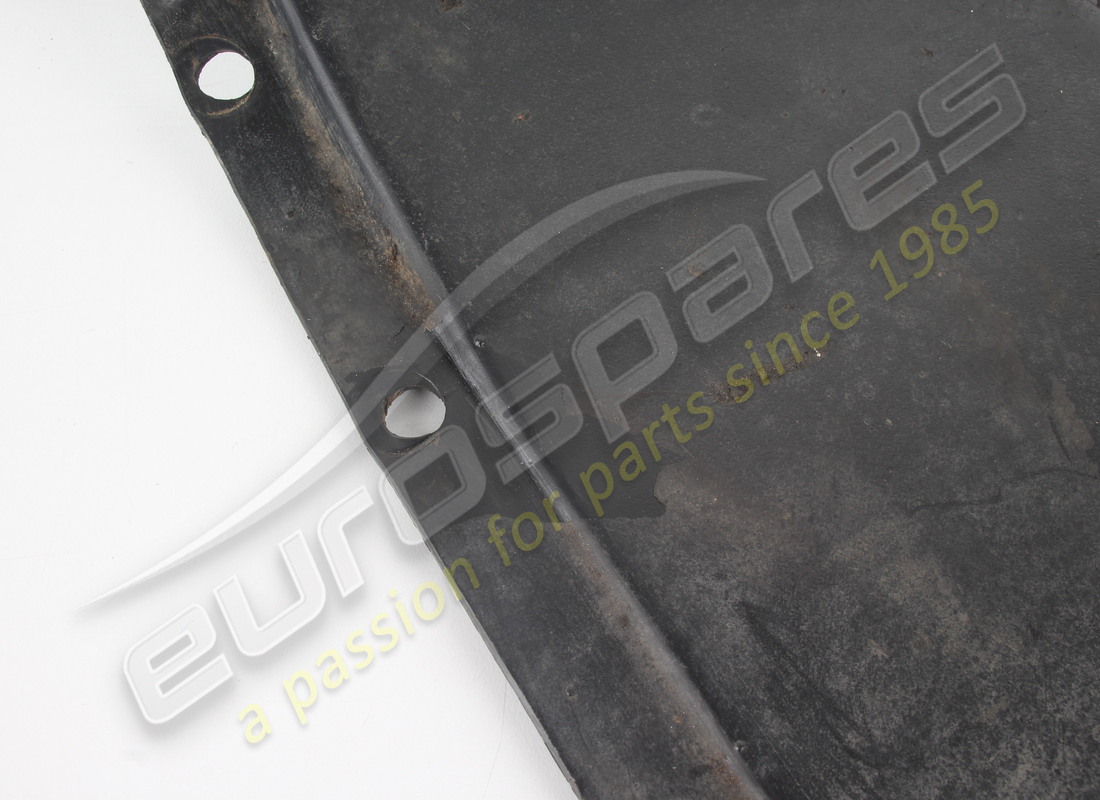 USED FERRARI PARASASSI ANT.RUOTA ANT.SX. PART NUMBER 64902500 (8) used ferrari parasassi ant.ruota ant.sx. part number 64902500 (8)