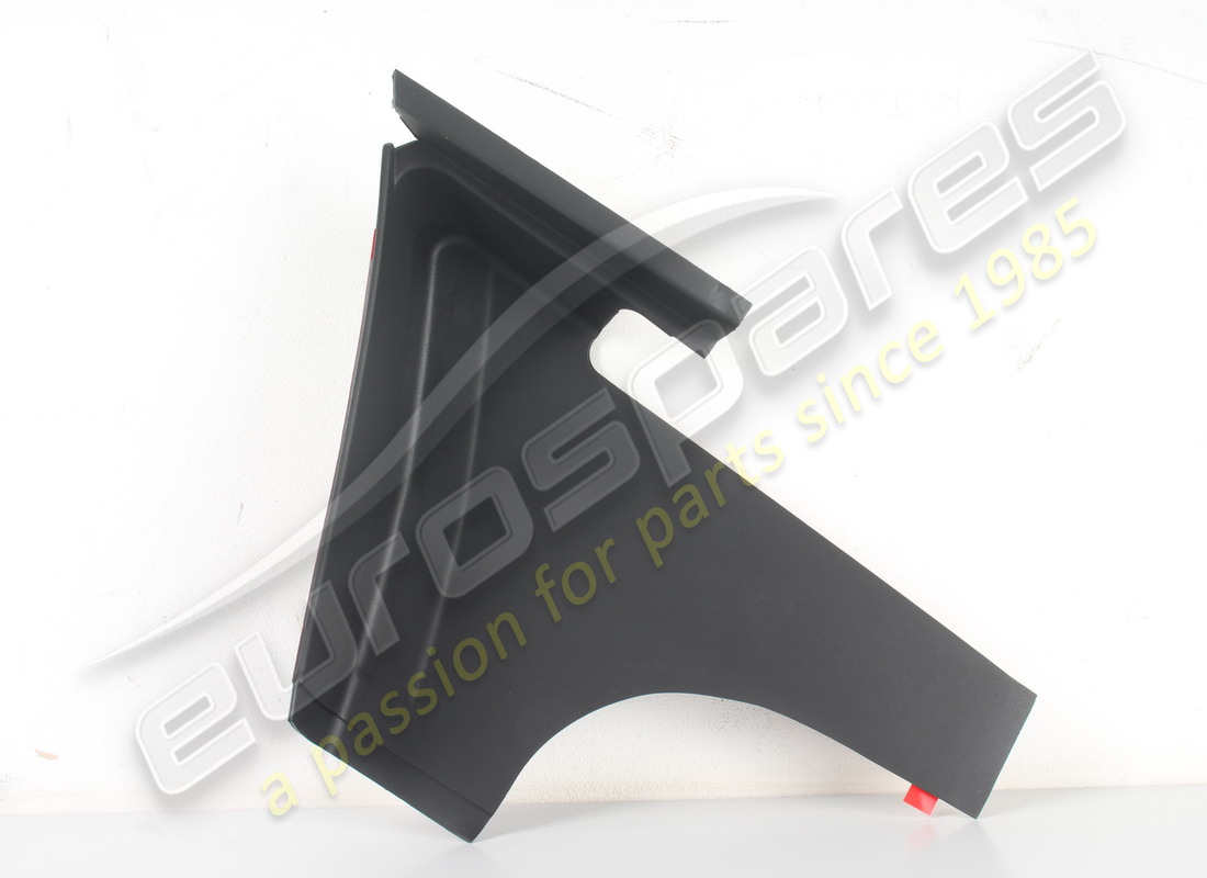 new maserati rh inner covering. part number 68473900 (1)