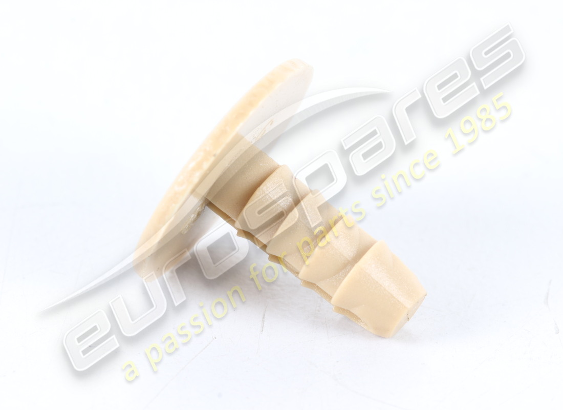 new maserati button -beige-. part number 69385100 (1)