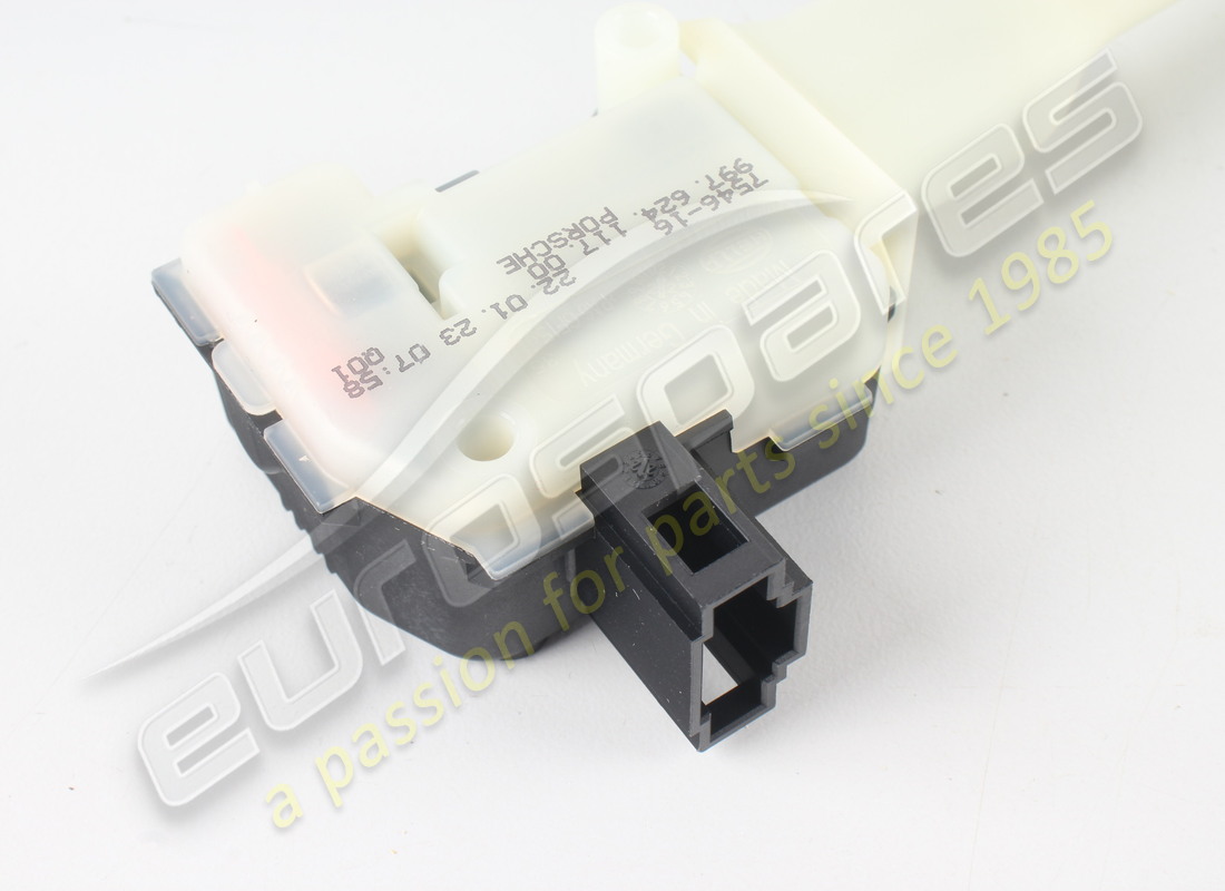 NEW PORSCHE ACTUATOR - D - MJ 2001>>. PART NUMBER 99651112700 (2) new porsche actuator - d - mj 2001>>. part number 99651112700 (2)