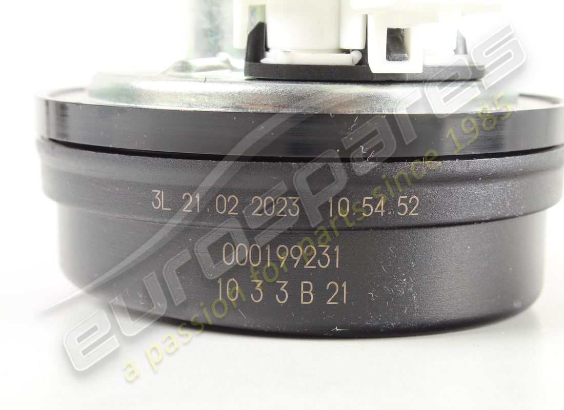 new ferrari complete rh horn. part number 199231 (4)