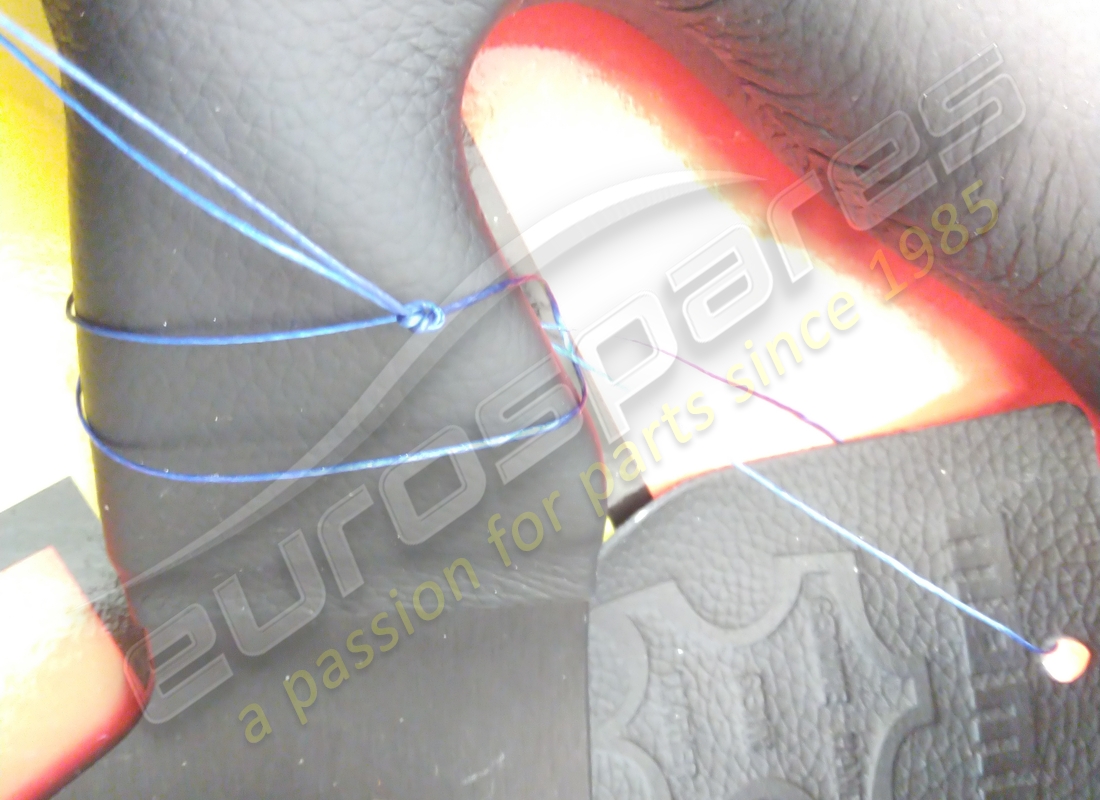 NEW EUROSPARES STEERING WHEEL. PART NUMBER 136549 (5) new eurospares steering wheel. part number 136549 (5)