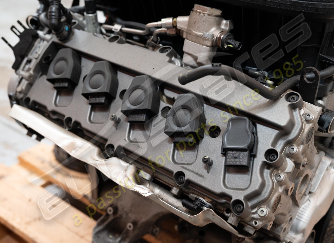 USED LAMBORGHINI LP560 GALLARDO ENGINE. PART NUMBER MR00Y9Q07L (7) used lamborghini lp560 gallardo engine. part number mr00y9q07l (7)