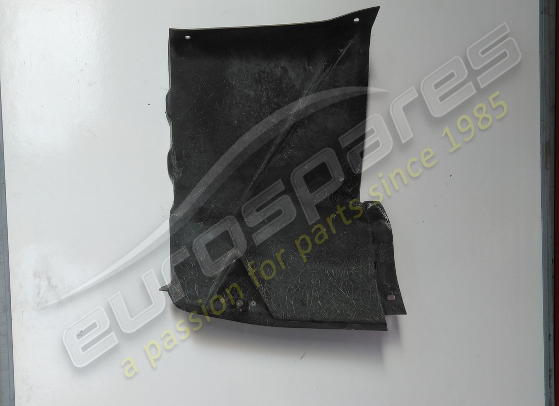 DAMAGED Ferrari WHEELHOUSE PANEL LH . PART NUMBER 64272900 (1)