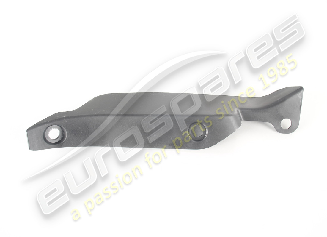 new maserati rh front deflector. part number 68175300 (1)