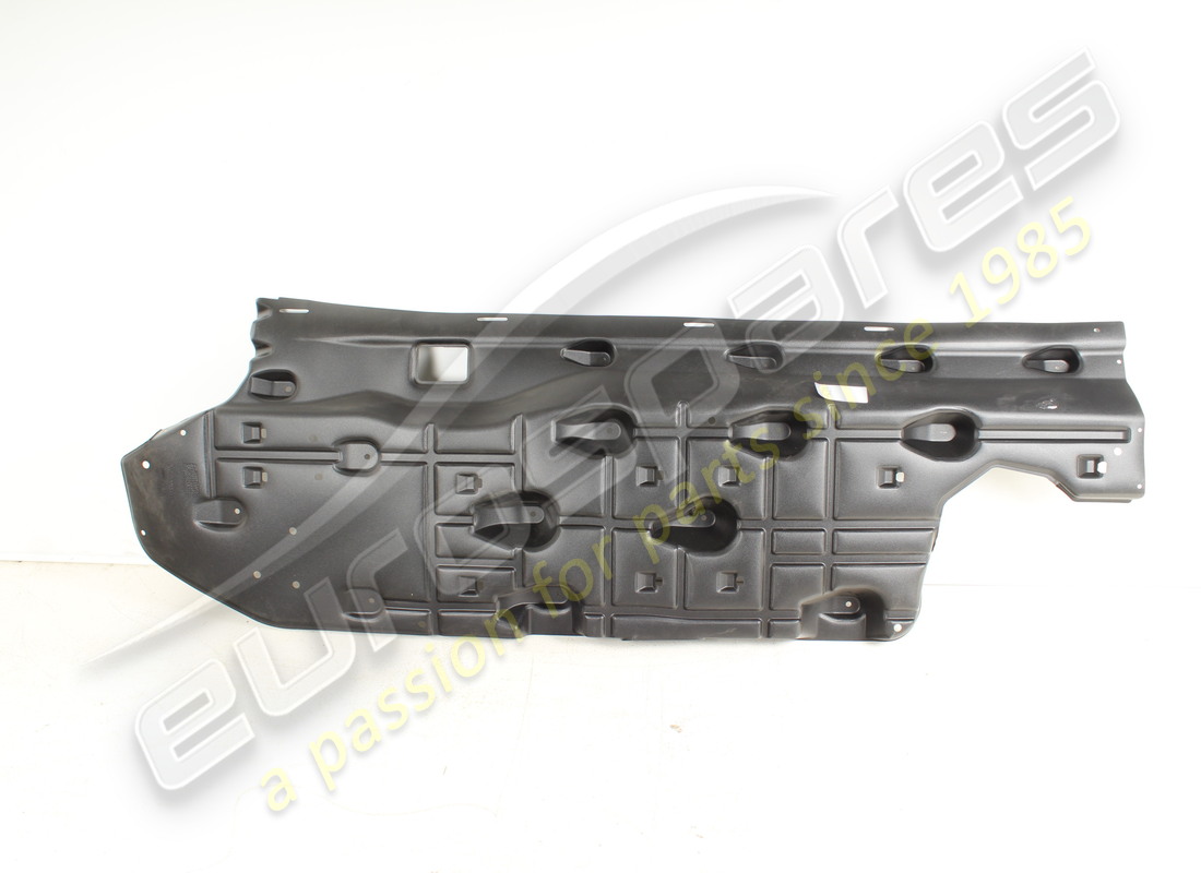 NEW MASERATI RH CENTER AERODYNAMIC BOTTOM. PART NUMBER 670032422 (1) new maserati rh center aerodynamic bottom. part number 670032422 (1)