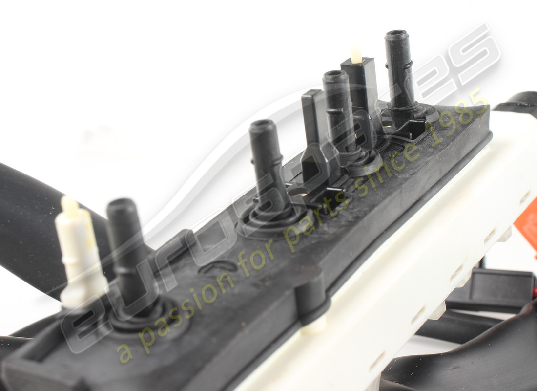 new maserati seat joystick. part number 376980309 (4)