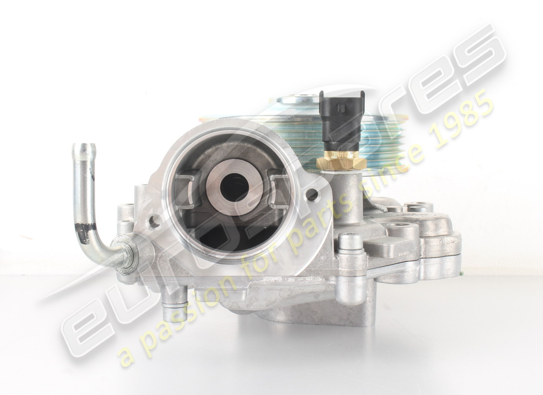 NEW MASERATI WATER PUMP. PART NUMBER 46328182 (3) new maserati water pump. part number 46328182 (3)